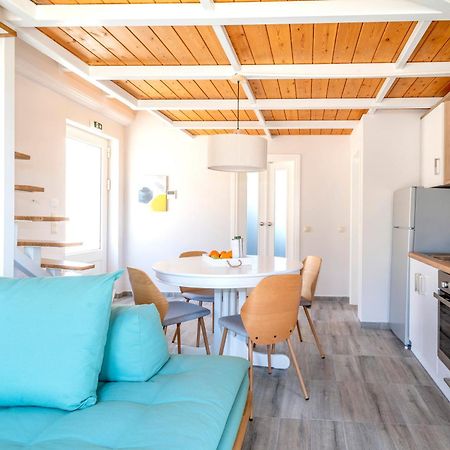Alma Hills Gialova Apartment Exterior photo