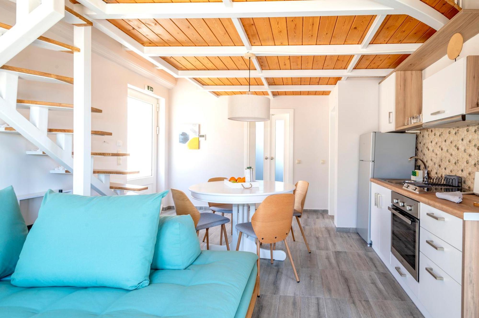 Alma Hills Gialova Apartment Exterior photo